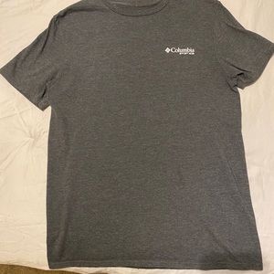 Columbia Tshirt